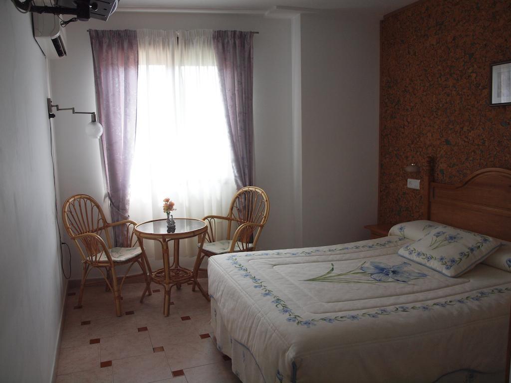 Hostal Yuste Garganta la Olla Quarto foto